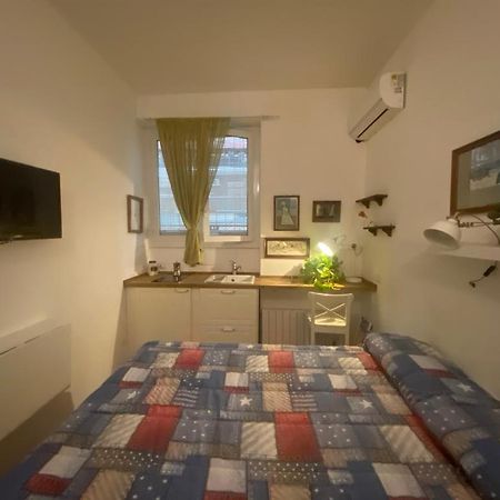 Piccolo E Indipendente A Garbatella Apartamento Roma Exterior foto
