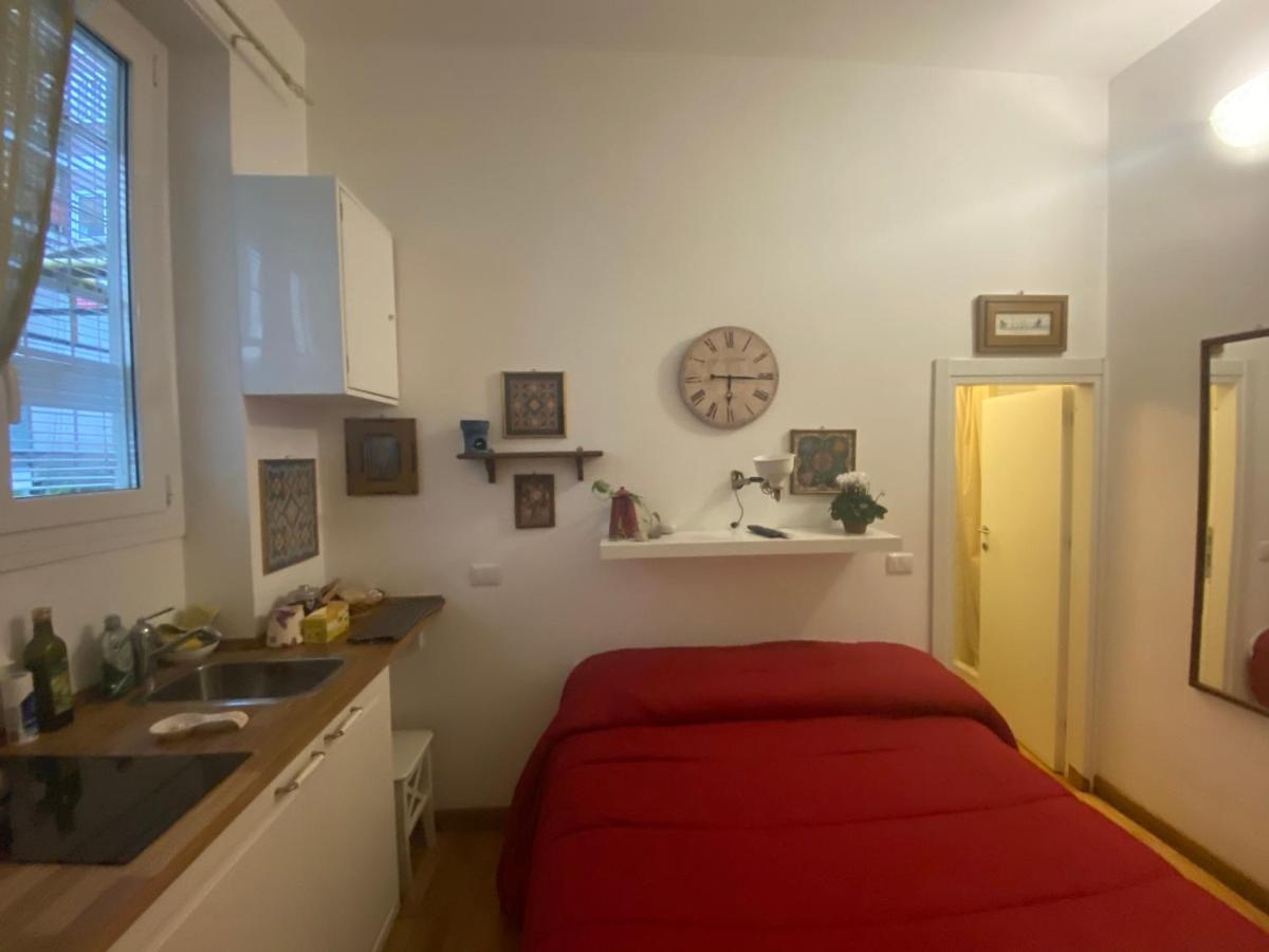 Piccolo E Indipendente A Garbatella Apartamento Roma Exterior foto